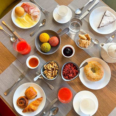 Doride Suites Boutique Hotel Марина-ди-Каррара Экстерьер фото