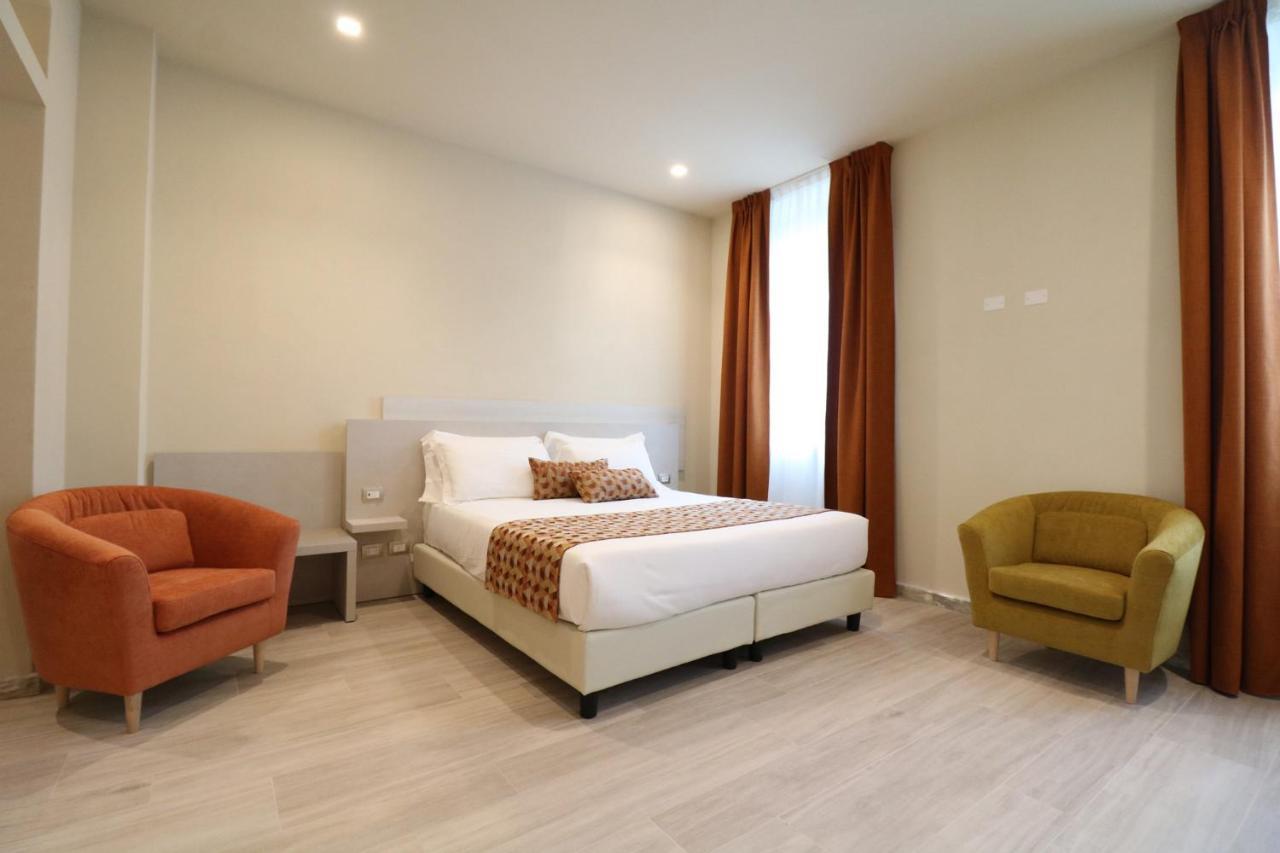 Doride Suites Boutique Hotel Марина-ди-Каррара Экстерьер фото