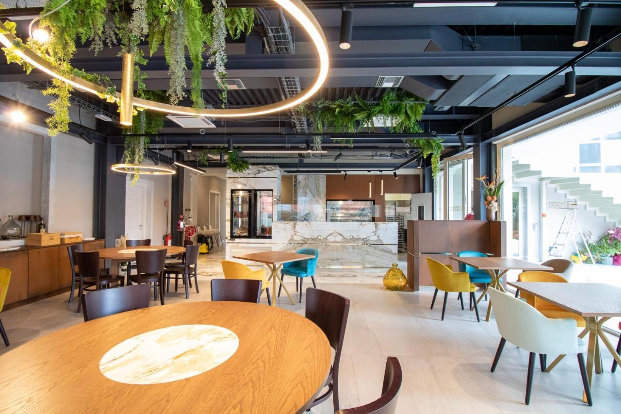 Doride Suites Boutique Hotel Марина-ди-Каррара Экстерьер фото