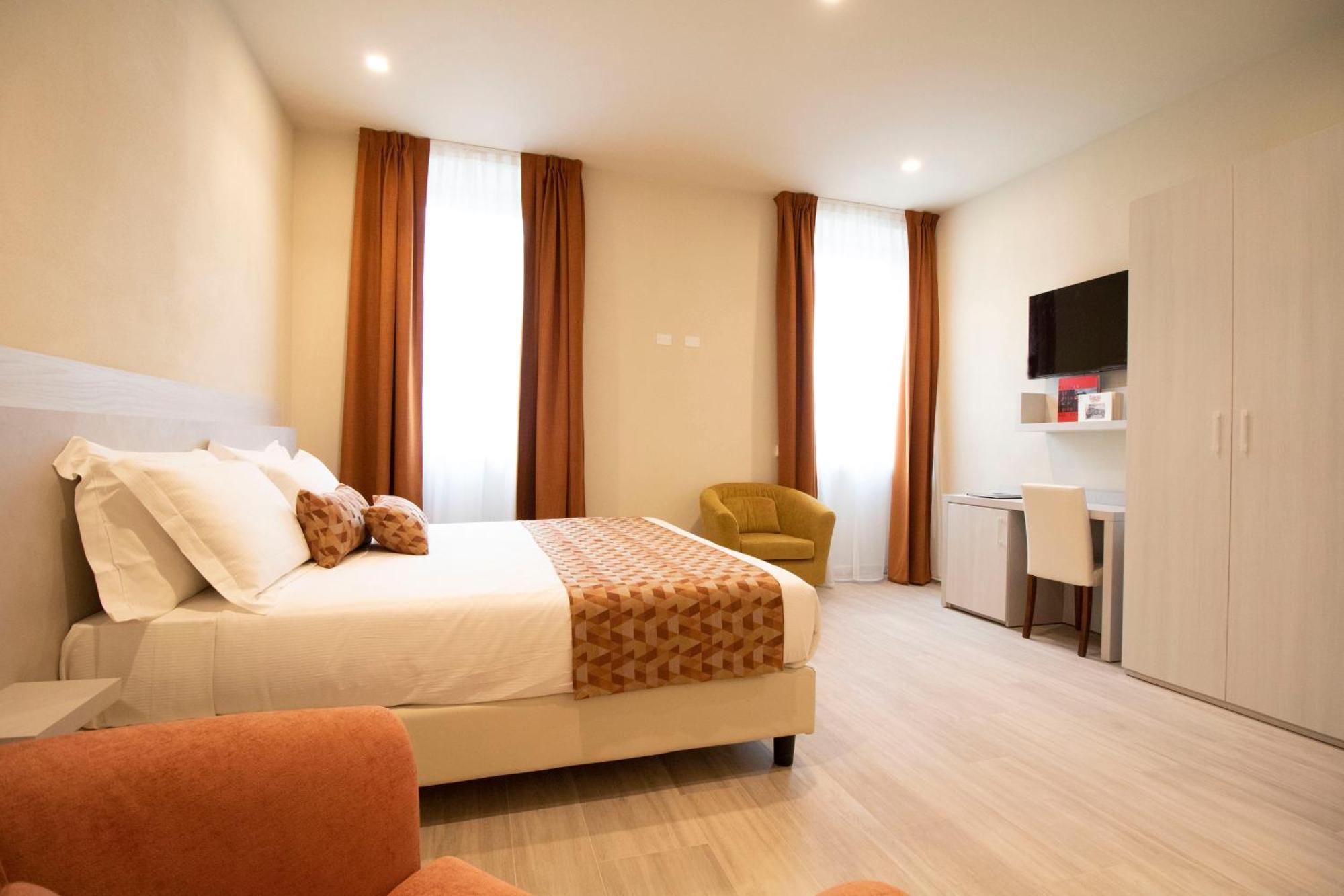 Doride Suites Boutique Hotel Марина-ди-Каррара Экстерьер фото